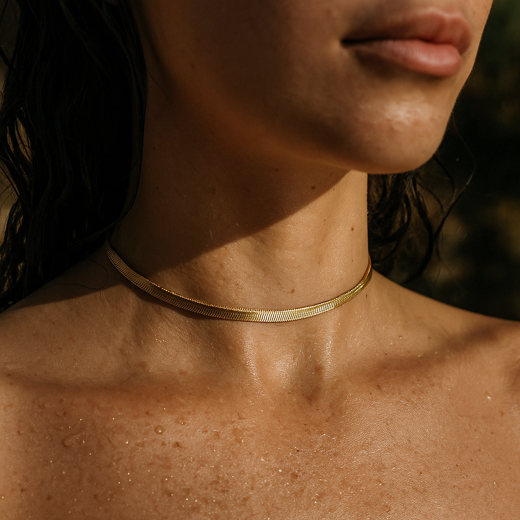 Nic Herringbone Chain Choker Necklace