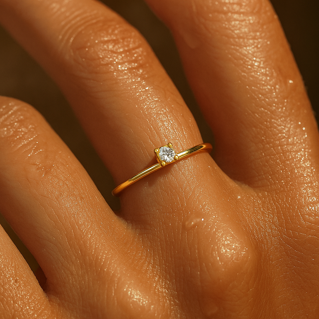 Rae Unilateral Solitaire Ring
