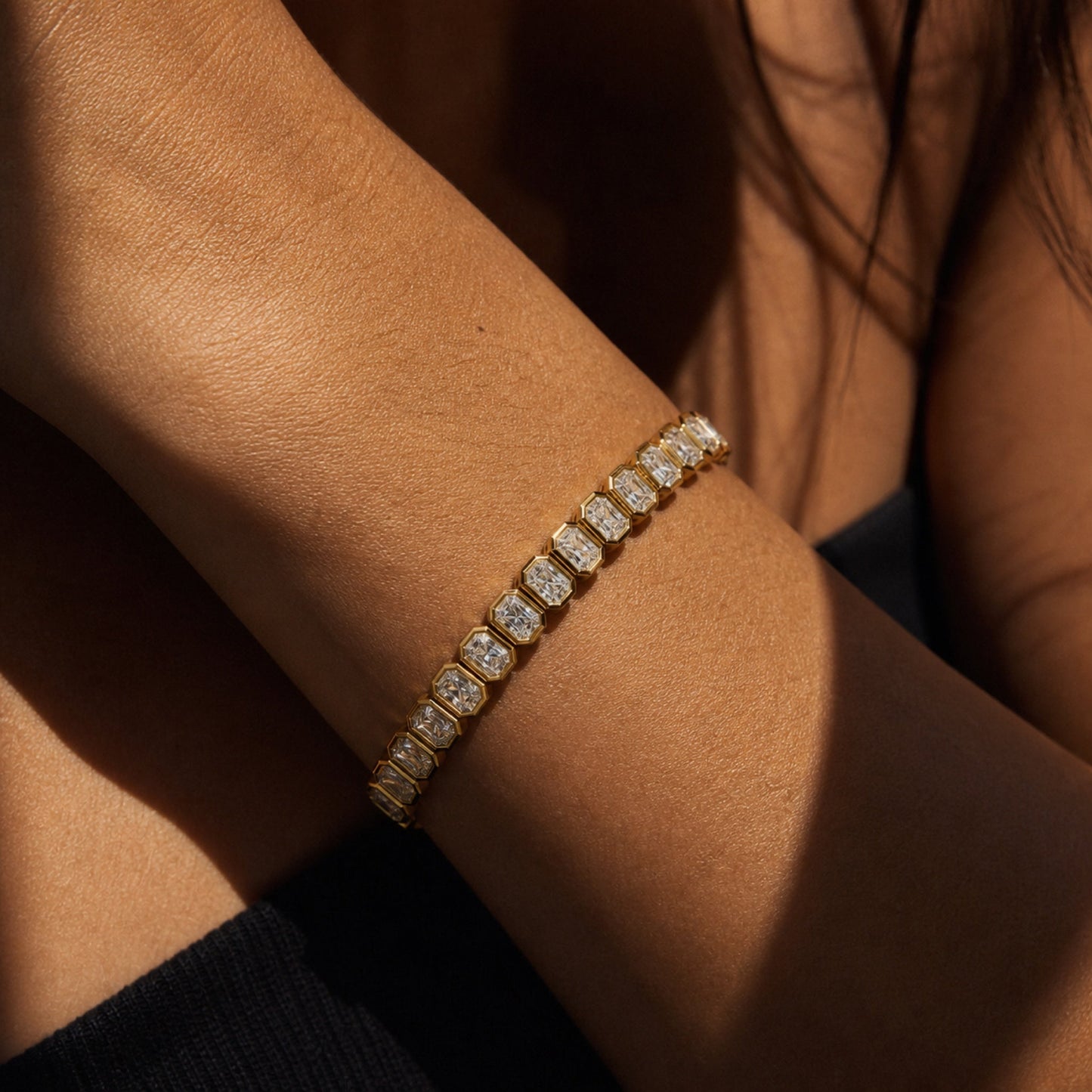 Noa Radiant Bezel Tennis Chain Bracelet