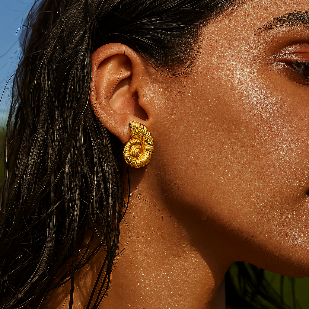 Vittoria Oversized Shell Earring