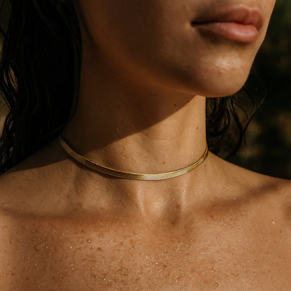Nic Herringbone Chain Choker Necklace