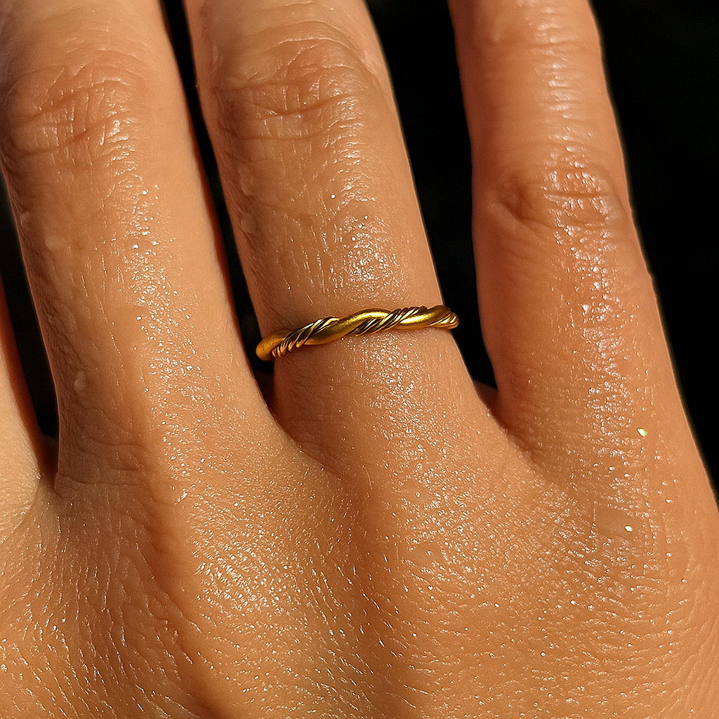 Aubrey Twist Ring