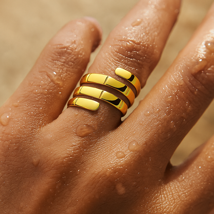 Frankie Spiral Ring