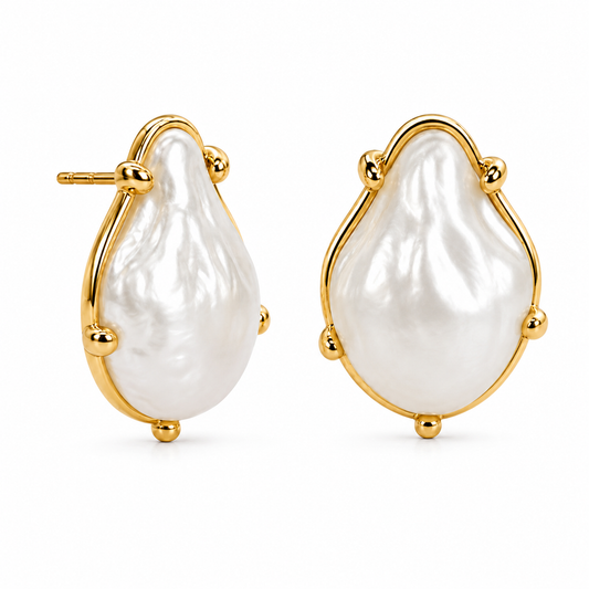 Willa Oversized Baroque Pearl Earring