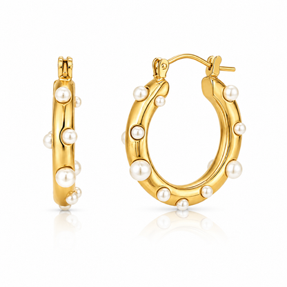 Nicoletta Pearl Hoop Earring