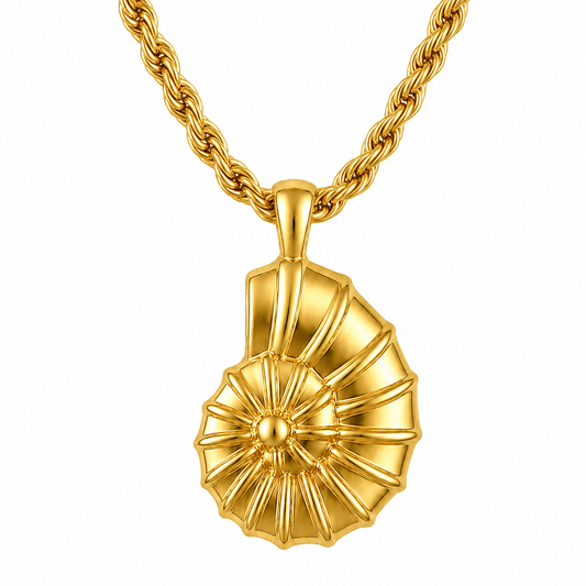 Eliana Oversized Shell Pendant Necklace