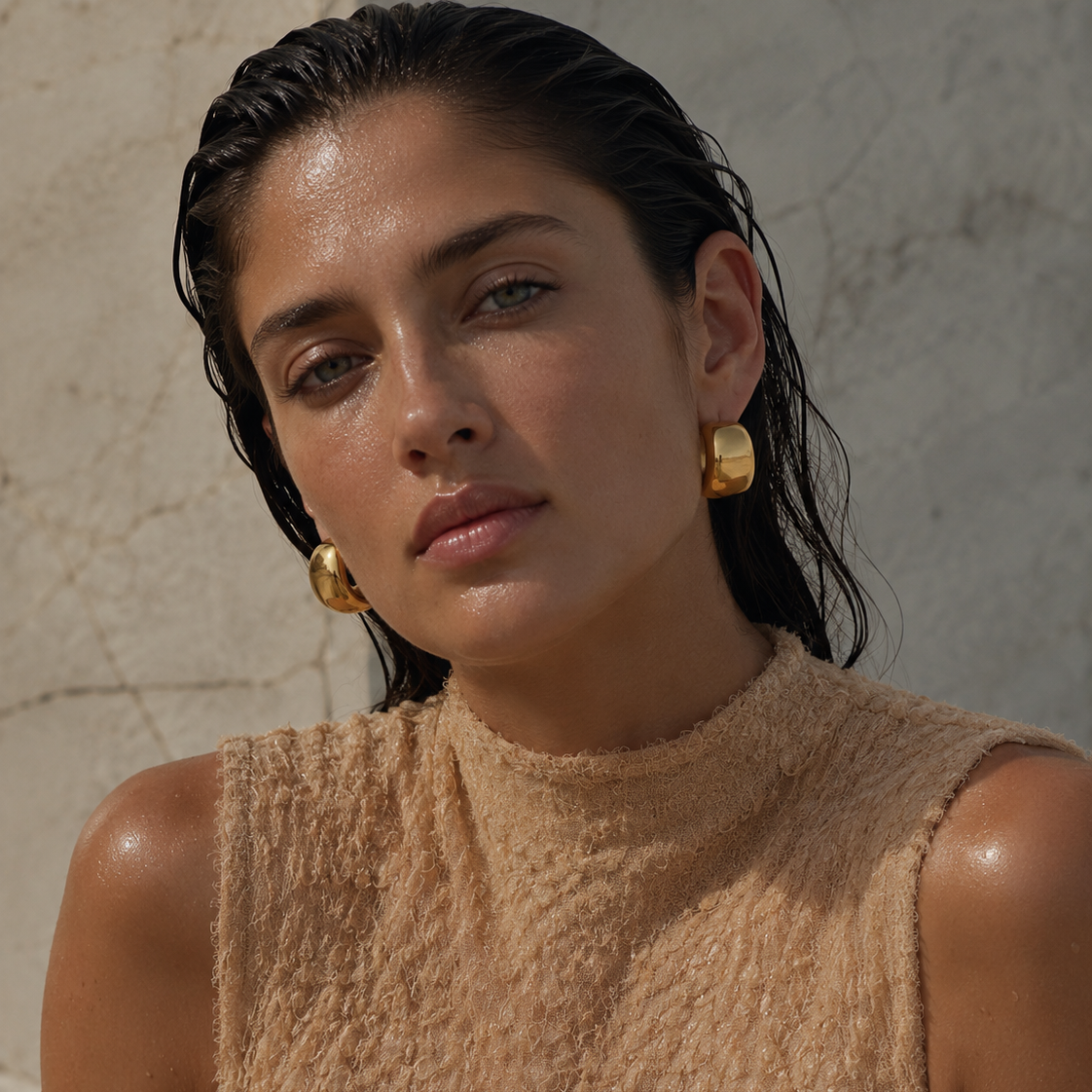 Zadie Wide Hoop Earring