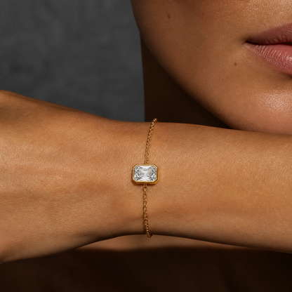 Noa Radiant Bezel Chain Bracelet