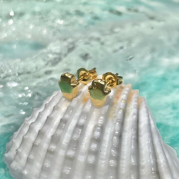 Hamsa Stud Earring