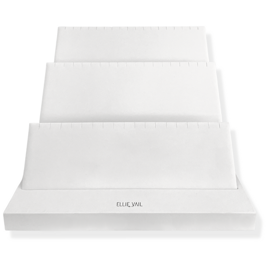 Ellie Vail - Pendant Display (* 34.2 x 20.3 x 29.7 cm)