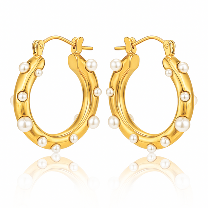 Nicoletta Pearl Hoop Earring