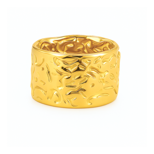 Logan Textured Ring